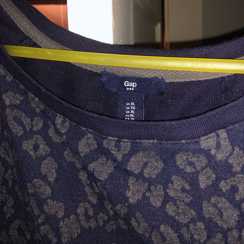 Gap Sweater